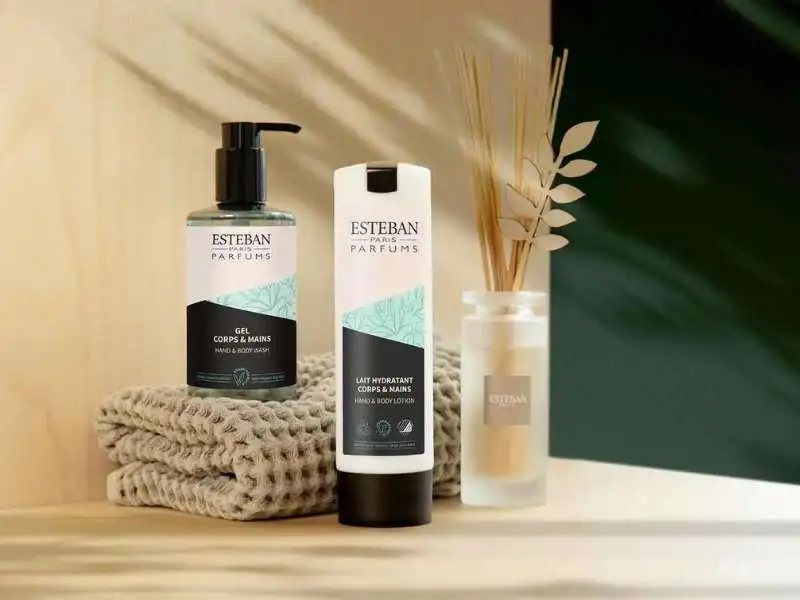 ¿Botellas individuales o dispensadores ecológicos?